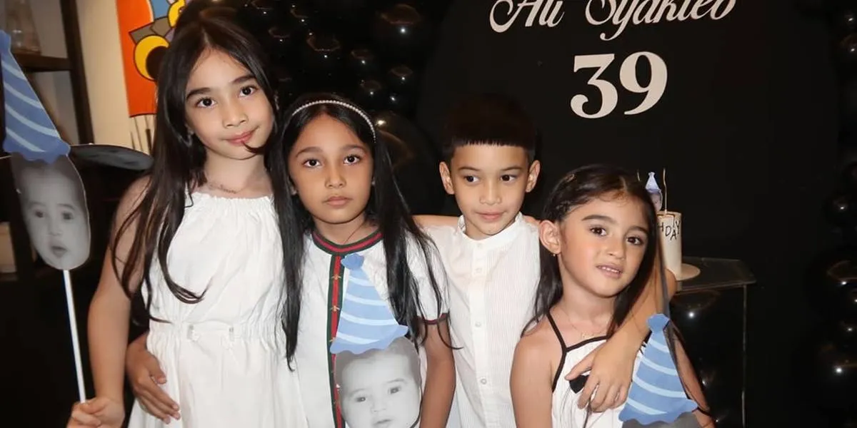 Guzel Child Margin Gathered with Cousins, All Visuals Since Early