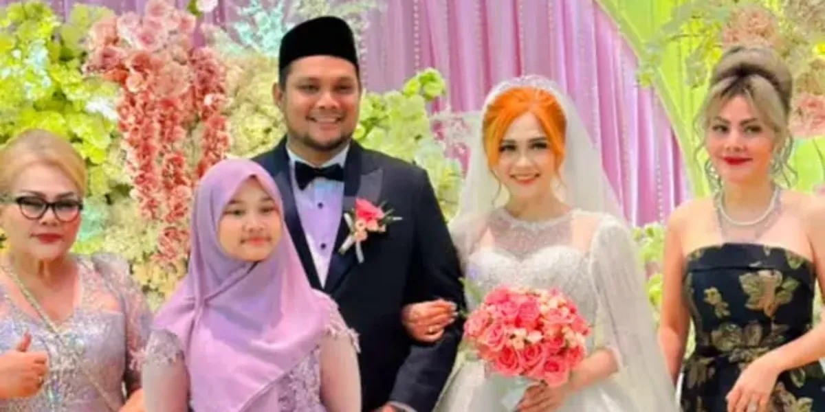 Inara Rusli Turns Out to Drop Off and Pick Up Children to the Wedding of Virgoun and Lindi Fitriyana