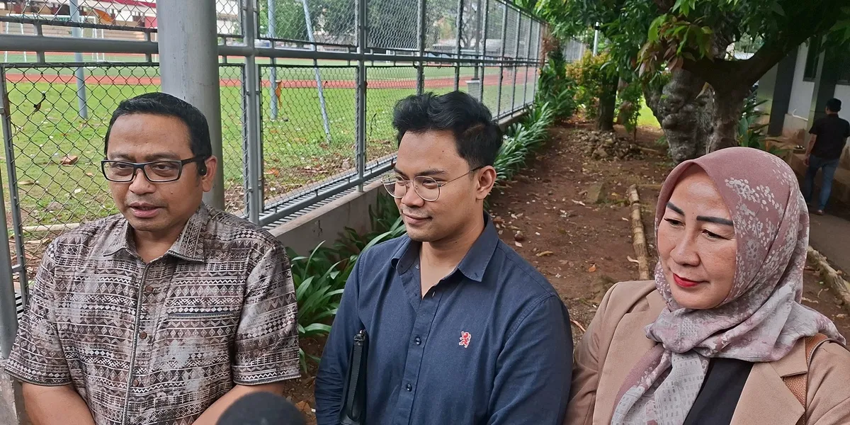 Insanul Fahmi Prioritizes His Child, Wants Conflict with Wardatina Mawa to be Resolved Soon