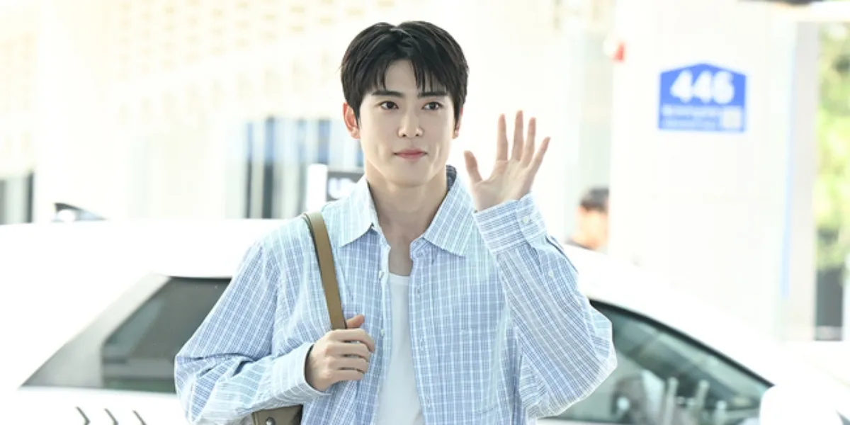 Jaehyun NCT Departing for Jakarta, His Handsomeness Dazzles the Airport