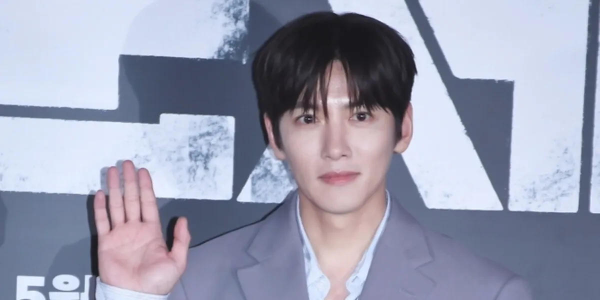 Ji Chang Wook Handsome at VIP Screening 'COLONY', Instantly Captivating