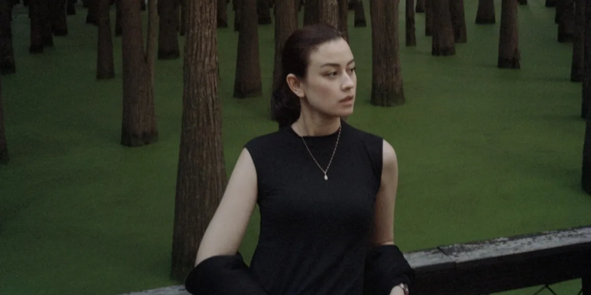 Kimberly Ryder's Vacation in China, Photo with Nailong