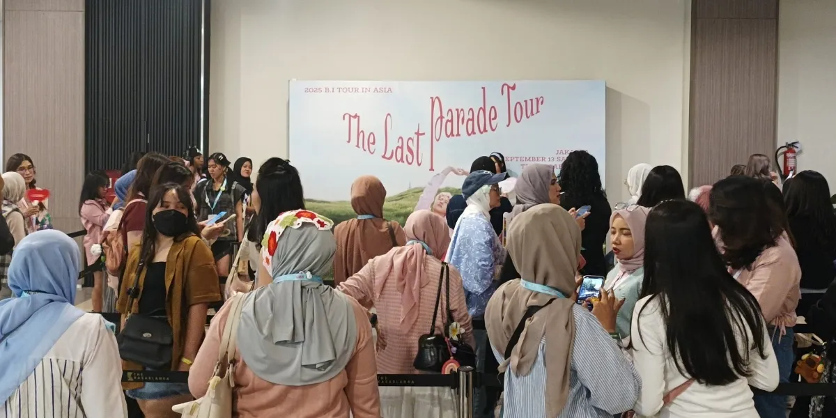 B.I's Concert in Jakarta Proves Quality and Closeness with Fans