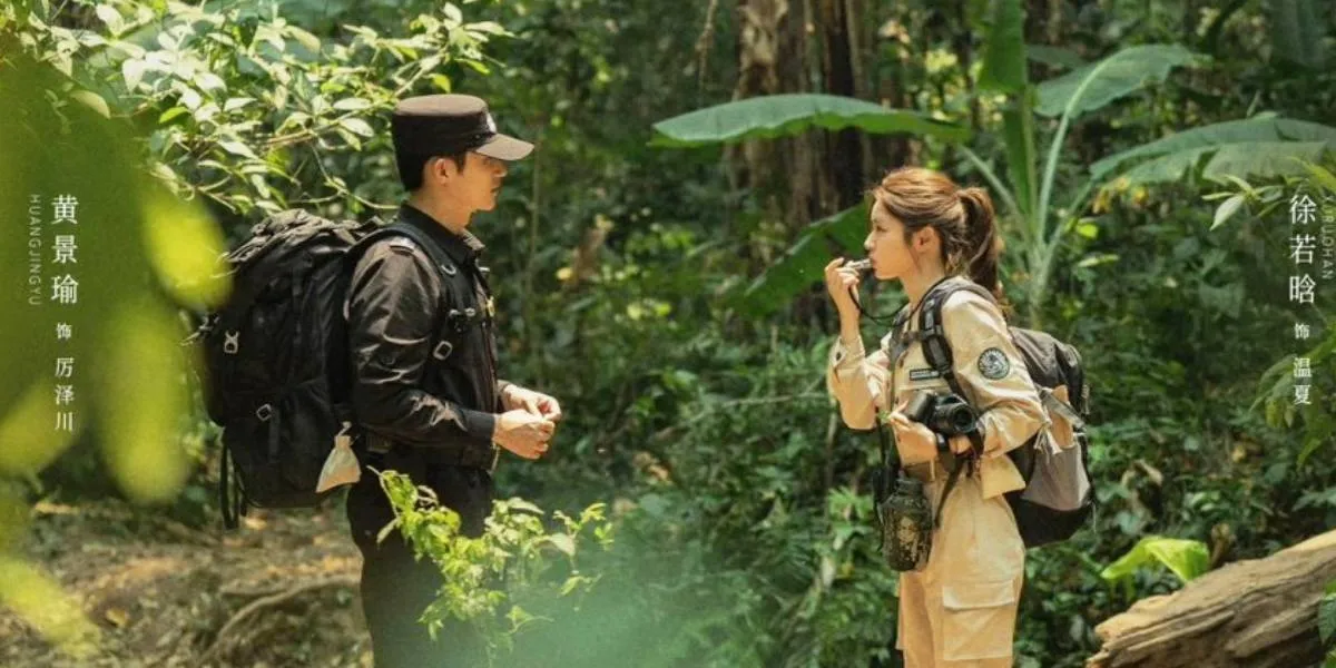 LOVE SONG IN SUMMER Releases Latest Poster and Stills Cut, Huang Jingyu - Xu Ruohan Full of Chemistry