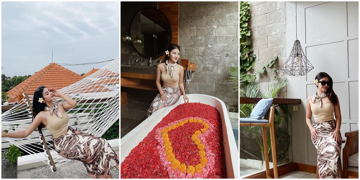 Flower Bath in Bathtub, 8 Photos of Ghea Youbi's Staycation That Caught Netizens' Attention