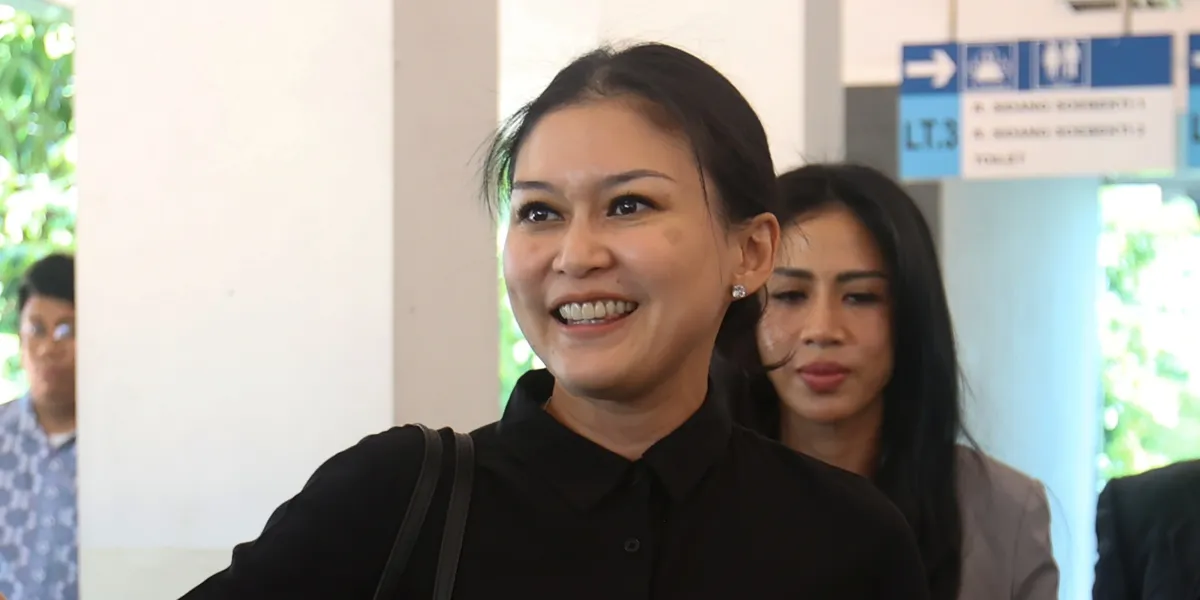 Marissa Anita Wears Black Dress at Divorce Hearing with Andrew Trigg, A Symbol of Rebirth