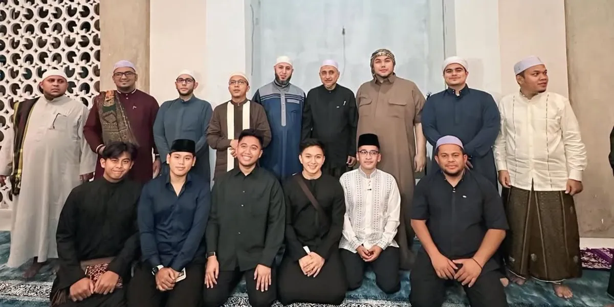 Ivan Gunawan Mosque Inaugurated, Used for First Ramadan Tarawih
