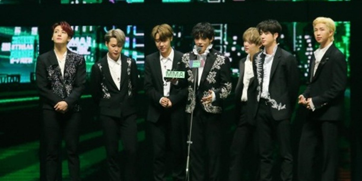 Captivating Like a Prince, V BTS's Appearance at MMA 2019 Becomes the Highlight