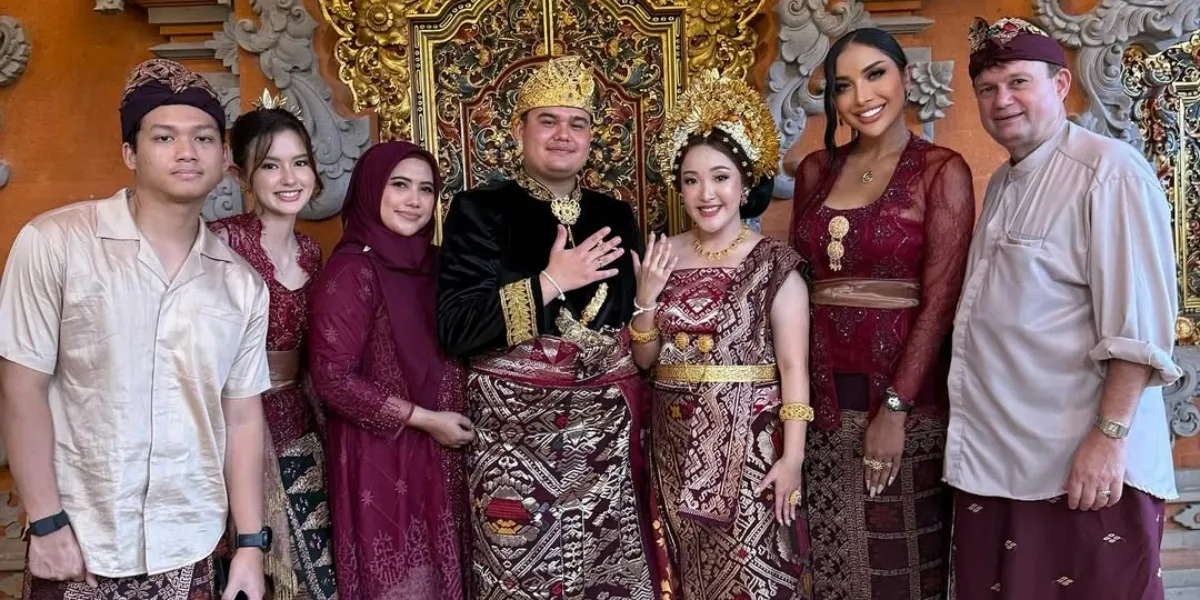 Millen Cyrus Wears Balinese Kebaya at Sarah Menzel's Brother's Wedding