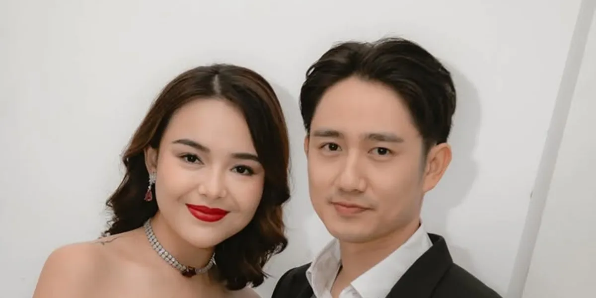 Amanda Manopo's Moment Eating with Kenny Austin, Using Various Filters That Make You Laugh