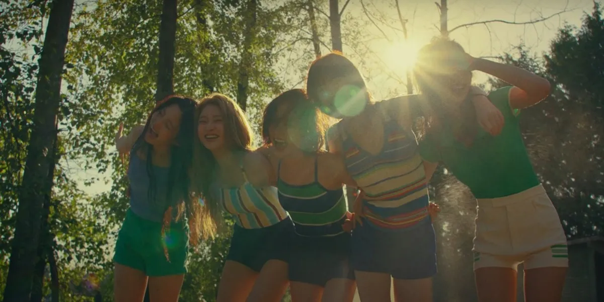MV 'Dancing Alone' KiiiKiii is Very Aesthetic and Refreshing to the Eyes!