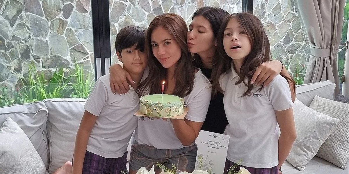 Not Only Known for Being Brave, Wulan Guritno's Parenting Style to Her 3 Children Also Inspires Netizens