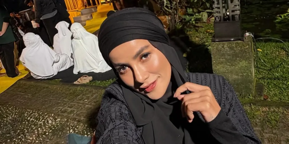 Olla Ramlan Cries Seeing the Condition of the Accommodation & Toilet while Filming 'Walid Season 2'