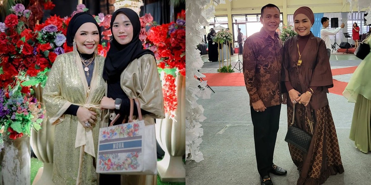 Wearing Many Jewelry at Once, Photos of Umi Kalsum, Ayu Ting Ting's Mother Who is Called Like a Walking Gold Store