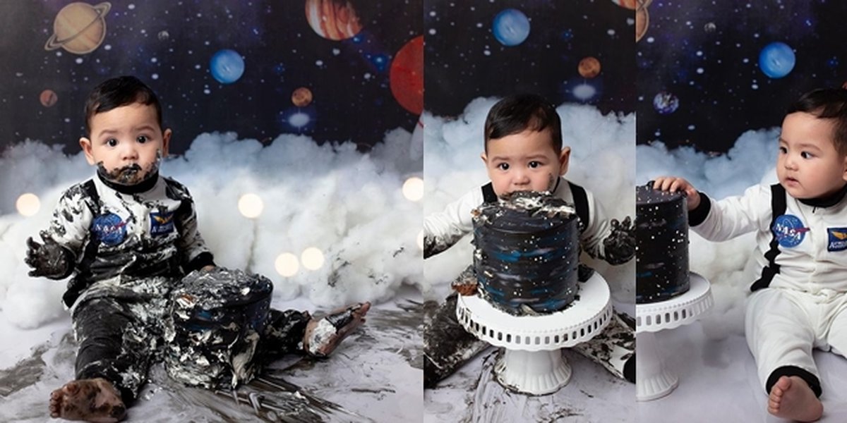 Shaquille's Photoshoot - Cut Meyriska Before His First Birthday, Cemong Eating Cake!