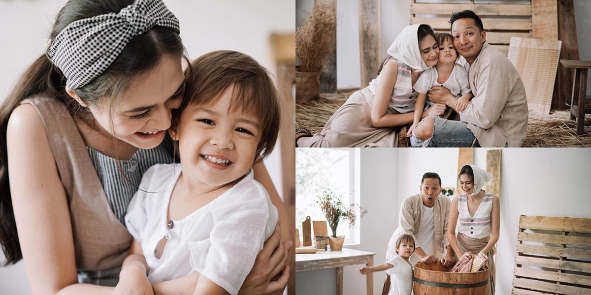 Latest Photoshoot of the Ringgo Agus Family, Bjorka Smiles Sweetly!