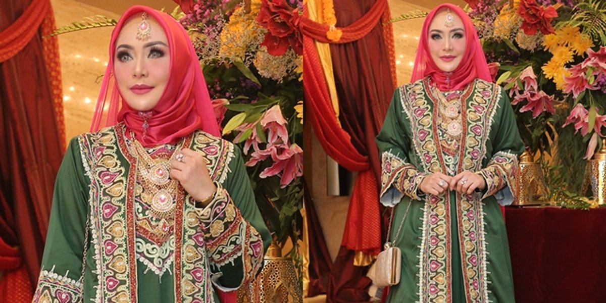 Beautiful Appearance & Graceful Edies Adelia Attends 'Henna Night' Event of Tania Nadira