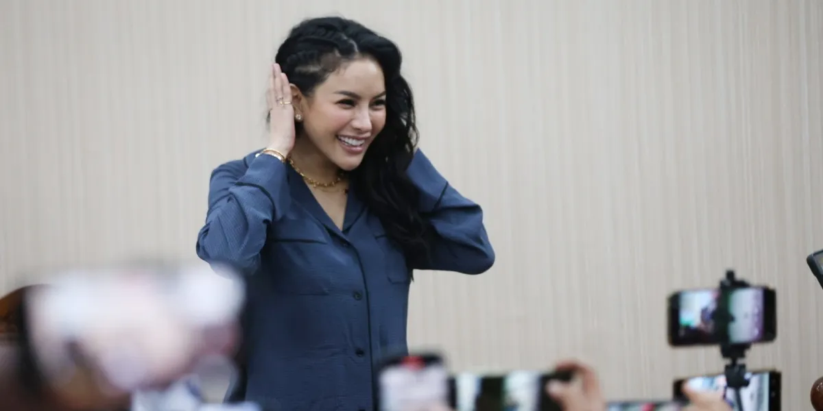 Lawyer Reza Gladys Refutes Nikita Mirzani's Settlement Claim