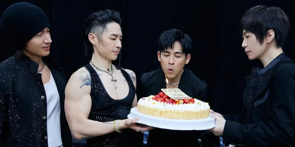 Vic Chou's 45th Birthday Celebration in Indonesia, Sung 'Make A Wish'