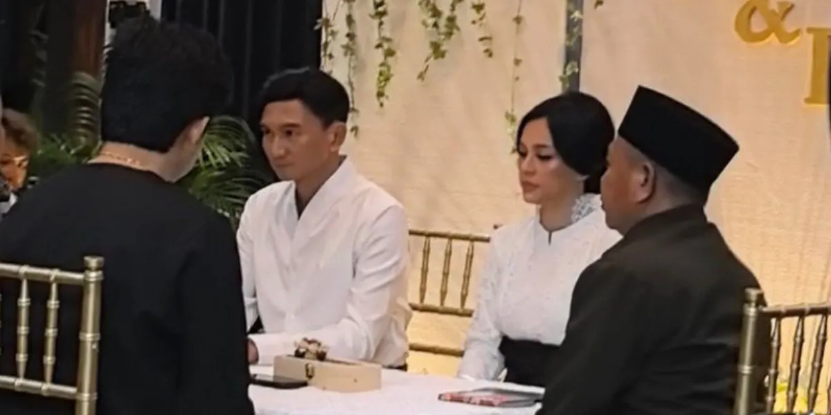 The Journey of Love Between Anji Manji and Desy Revealed by a Friend