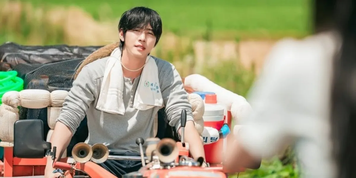 The Charm of Ahn Hyo Seop as a Perfectionist Farmer in 'SOLD OUT ON YOU'