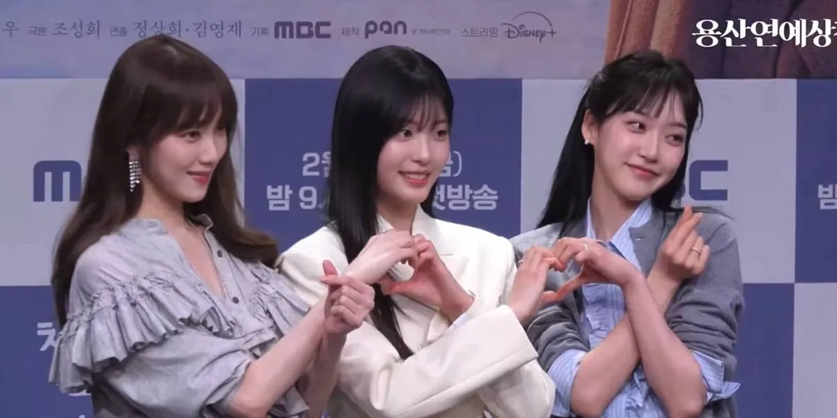 The Charm of Lee Sung Kyung, Han Ji Hyun, and Oh Ye Ju, Siblings in 'IN YOUR RADIANT SEASON'