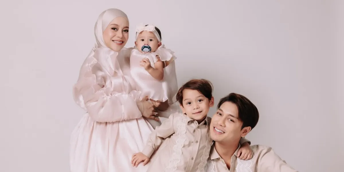 Latest Maternity Photoshoot of Lesti Kejora, Together with Husband and Children