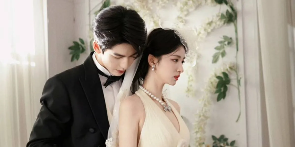 Intimate Poses of Zhang Linghe and Wang Churan in OVERDO, Like a Prewedding