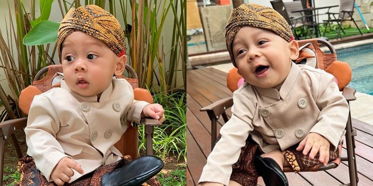 Portrait of Baby Leslar Wearing Javanese Traditional Clothing, Lesti and Rizky Billar's Child Looks Adorable with Beskap - Blangkon