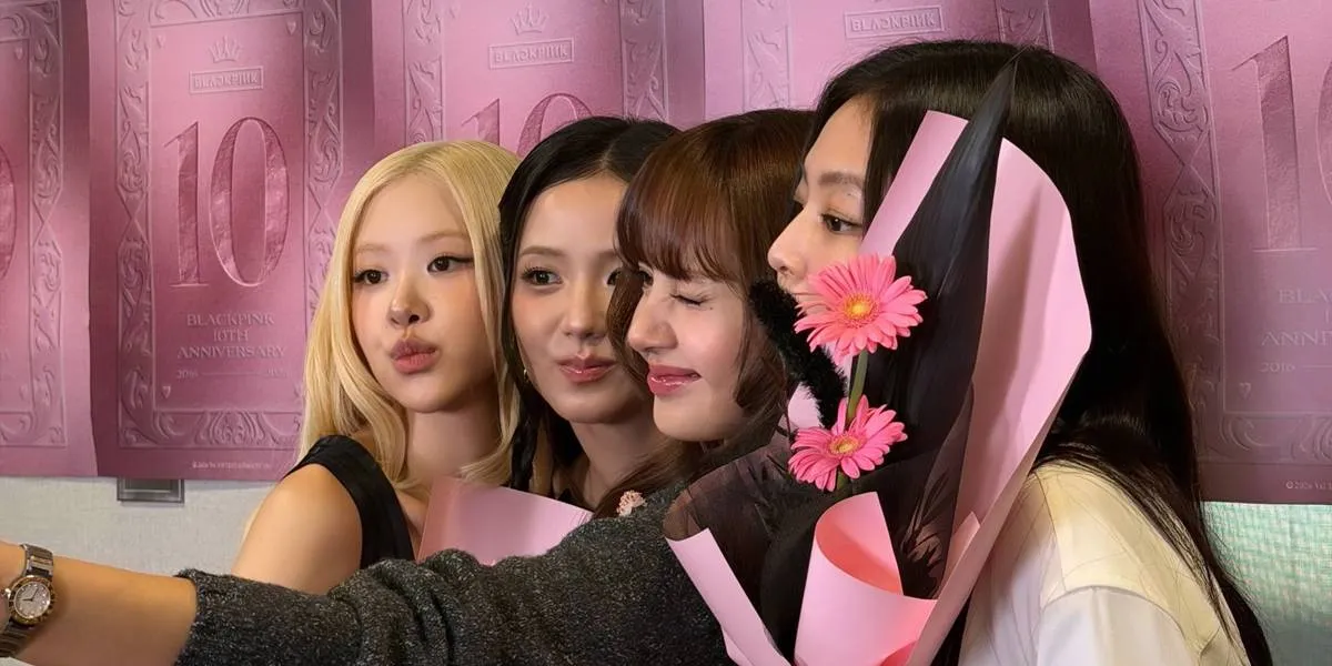 BLACKPINK Reunion Portrait at the 10th Debut Anniversary Celebration