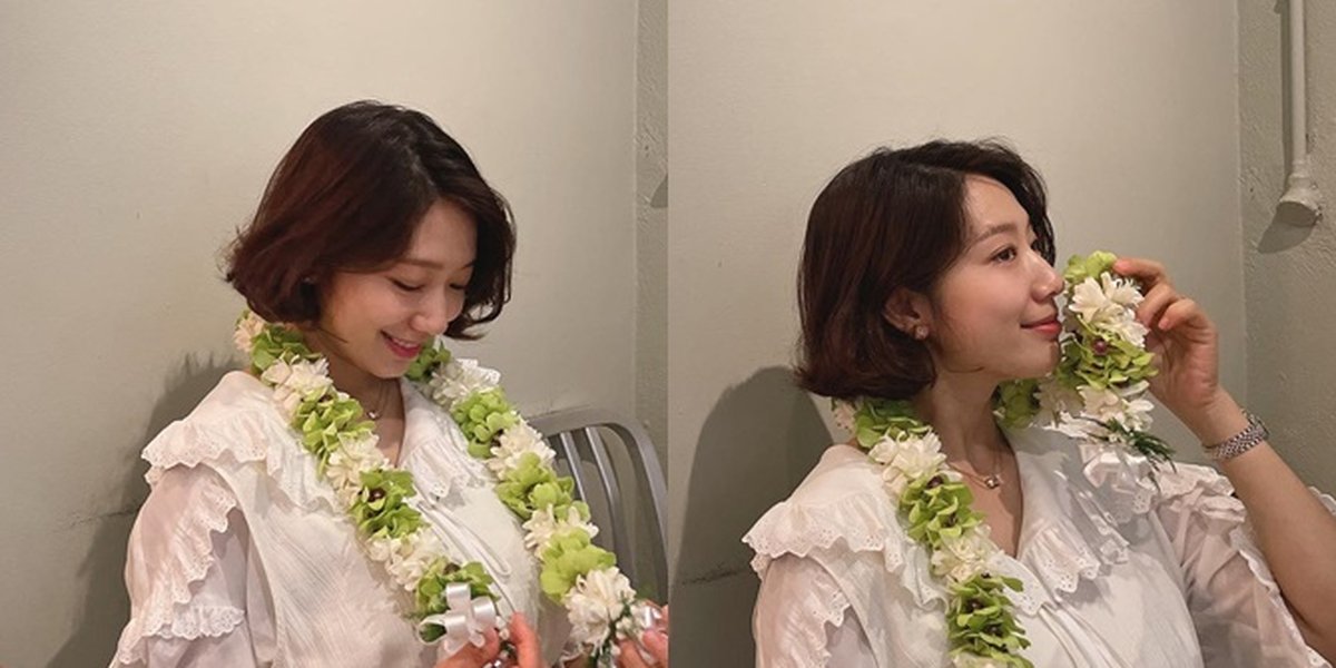Beautiful Maternity Portrait of Park Shin Hye with Short Hair, Rumored to be in Hawaii with Choi Tae Joon and D.O. EXO