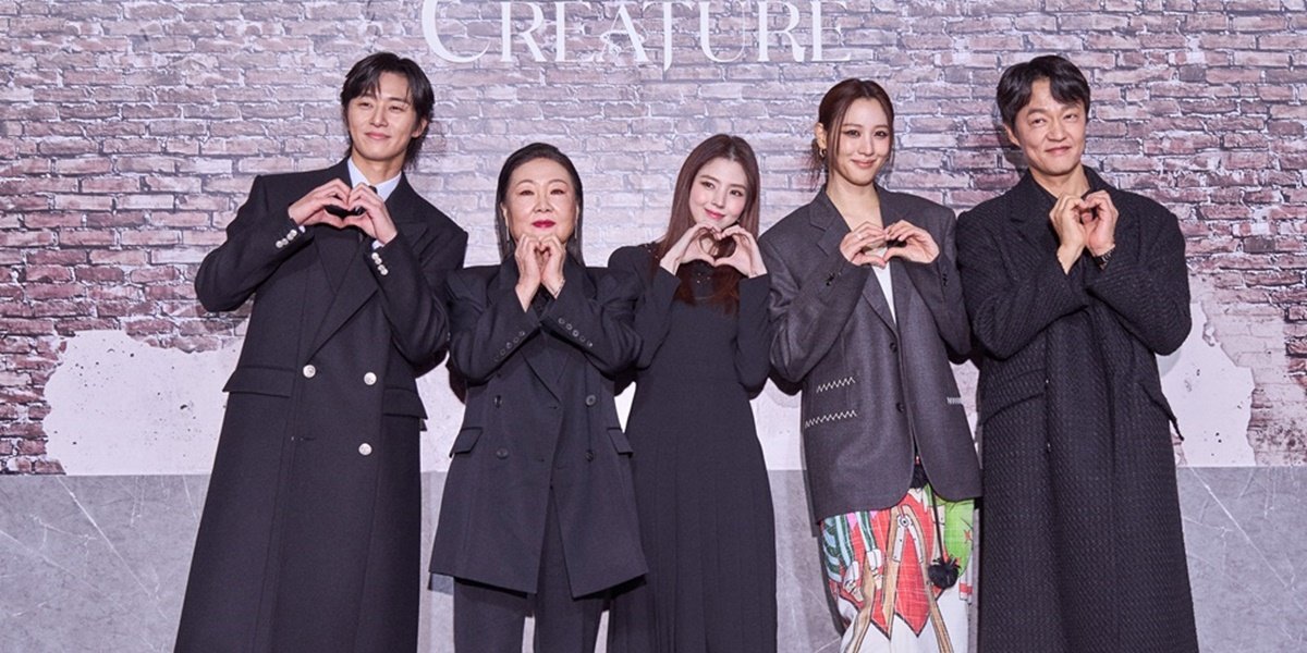 Portrait of the Cast of 'GYEONGSEONG CREATURE' at the Press Conference, Park Seo Joon and Han So Hee Radiate Star Aura
