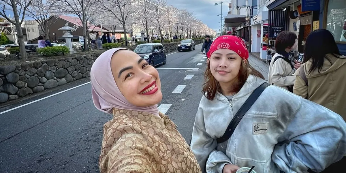 Portrait of Feni Rose Accompanying Her Child Studying in England, Walking from the Boarding House to Campus in the Rain Ending with a Fever