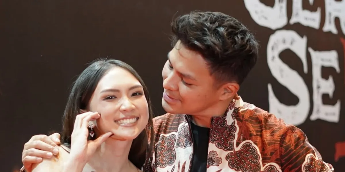 Portrait of Fero Walandouw with Kathleen Carolyne, the Artist Allegedly His Girlfriend: My Favorite!