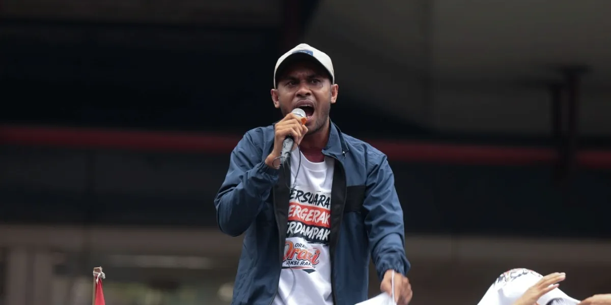 Portrait of Mass Action Urging Thorough Investigation of Alleged Corruption and Abuse of Foreigners' Residence Permits in Bali