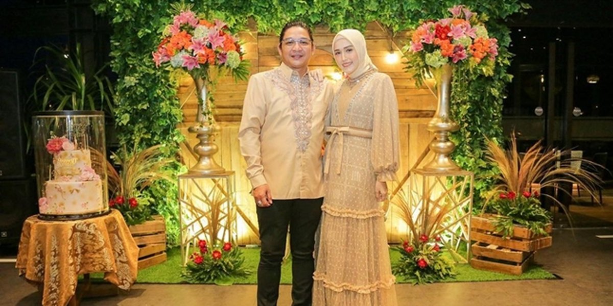 Vibrant Portraits of Pasha Ungu and Adelia's 10th Wedding Anniversary, Attended by Various Artists