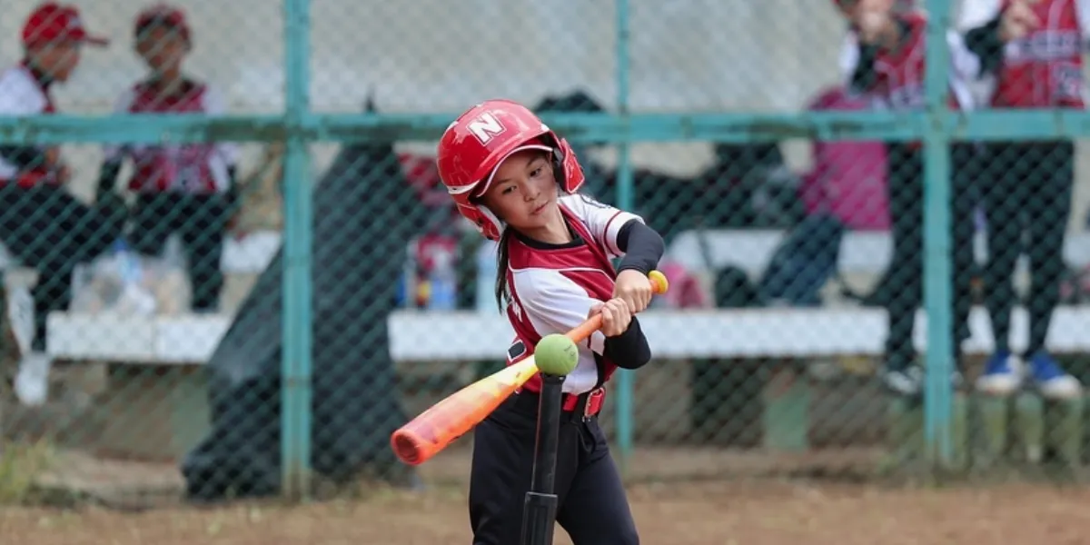Portrait of Nastusha, Chelsea Olivia's Daughter Who is Now 9 Years Old and Pursuing Softball