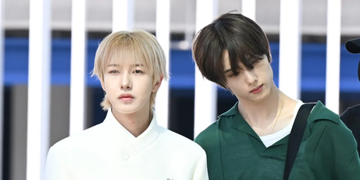 Portrait of NCT Dream at the Airport Heading to Indonesia, Renjun is said to resemble a nobleman