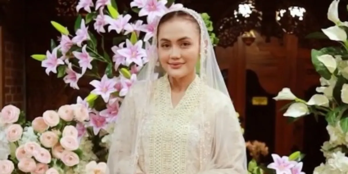 Portrait of the Pre-Wedding Recitation for Yosika Ayumi, Soimah's Future Daughter-in-Law, Beautiful and Charming