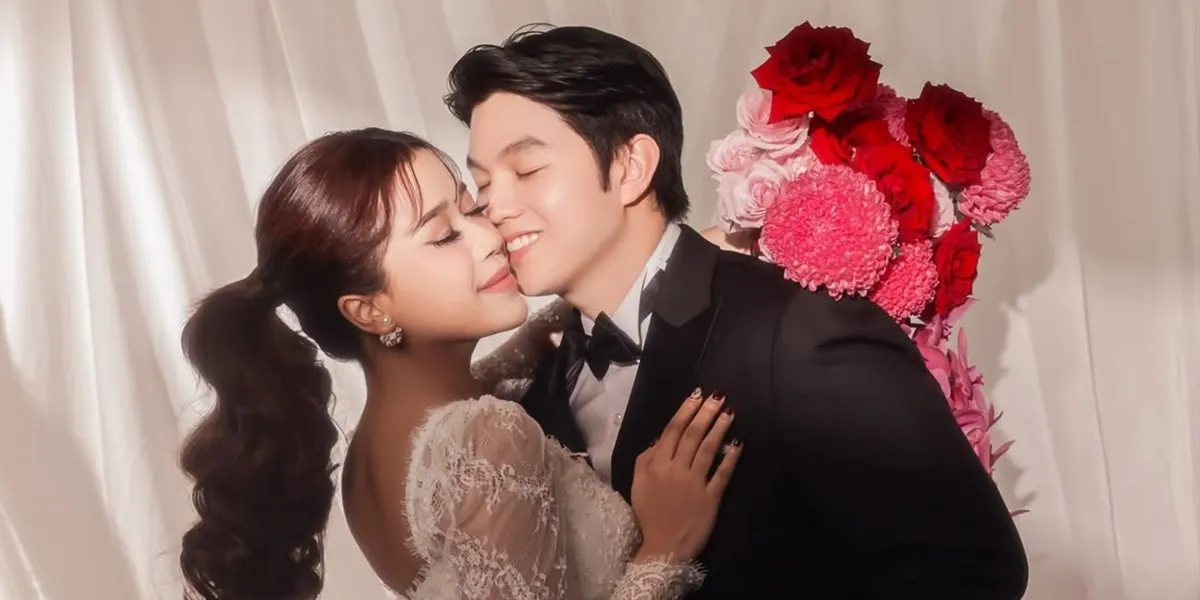 Prewedding Portrait of Brisia Jodie and Alden, Coordinated as a Bride and Groom