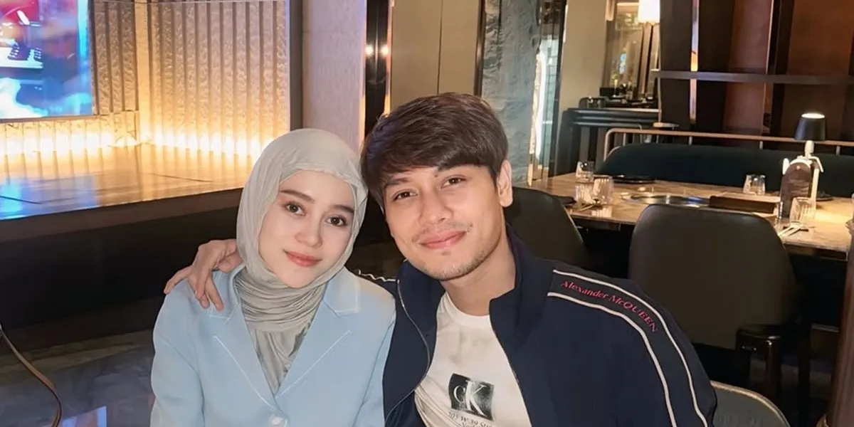 7 Photos of Rizky Billar Made Up by Lesti, Turns Out He Gets Makeup Done by His Own Wife Every On Air or Taping