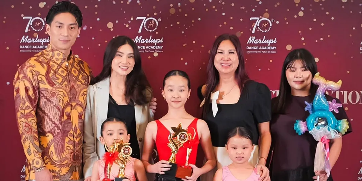 Portrait of Sarwendah at Her Children's Ballet School Graduation, Accompanied by Giorgio Antonio