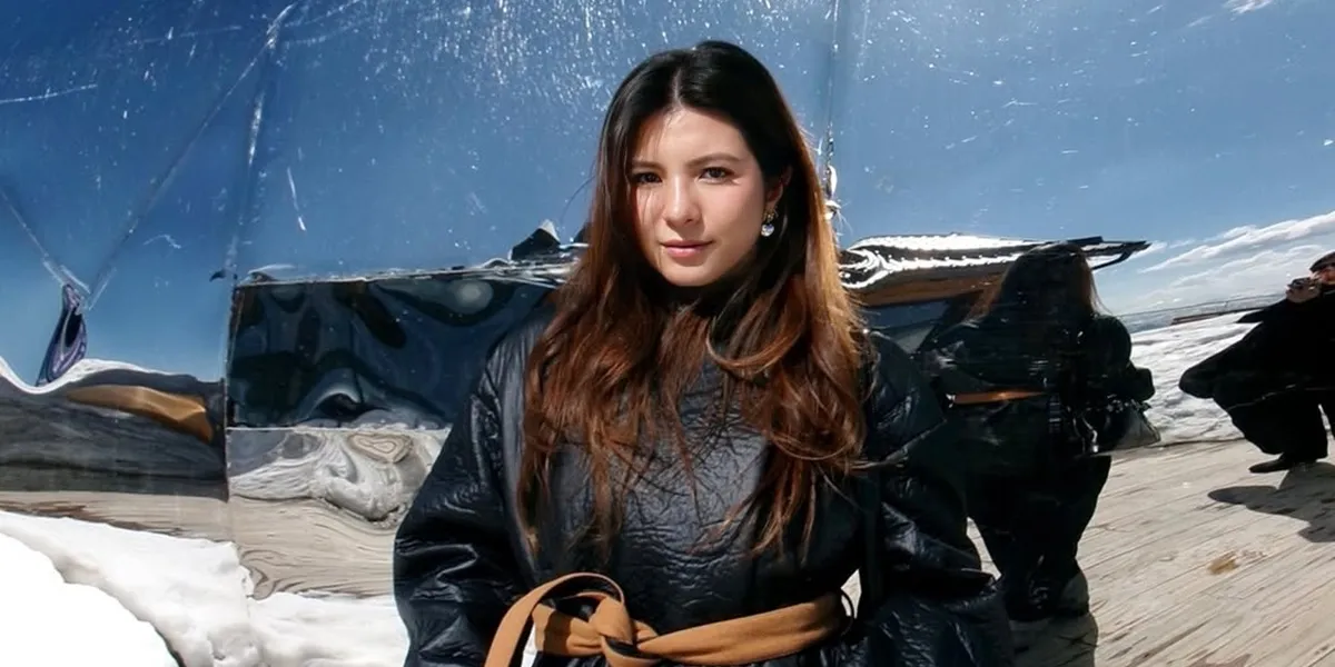 Portrait of Shalom Razade's Vacation in Uzbekistan Far from the City and Missing Snow