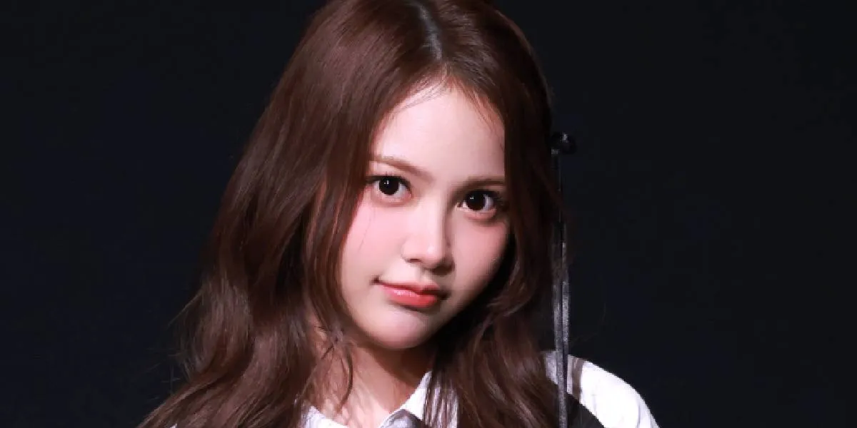 Latest Portrait of Carmen Hearts2Hearts at the Korea University Festival, Even More Beautiful and Flooded with Praise 