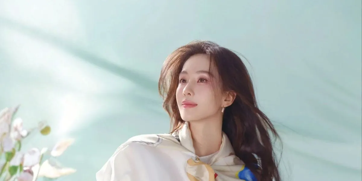 15 Latest Portraits of Liu Shishi Who is Now 39 Years Old, Appearing Charming