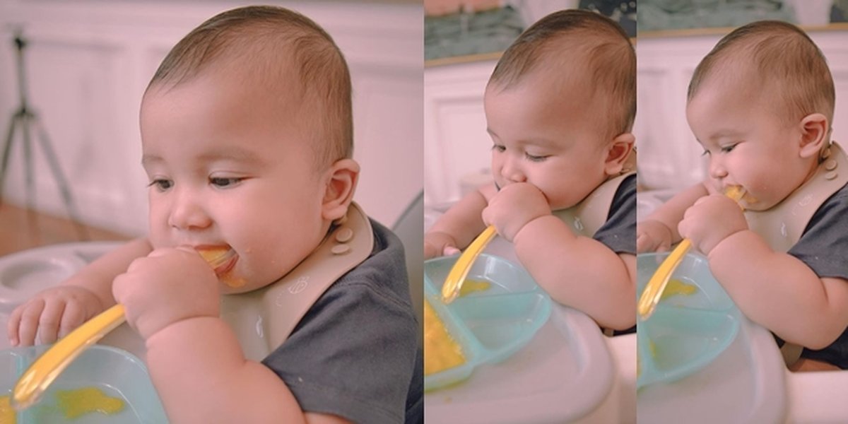 Portrait of Ukkasya, Zaskia Sungkar's Child, Eating for the First Time, Skillfully Holding a Spoon by Himself!