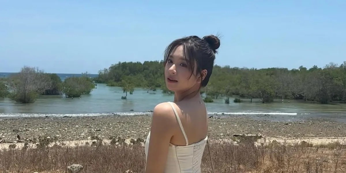 7 Photos of Zee Asadel, former JKT48, on Vacation in East Sumba, Relaxed Style Enjoying Nature