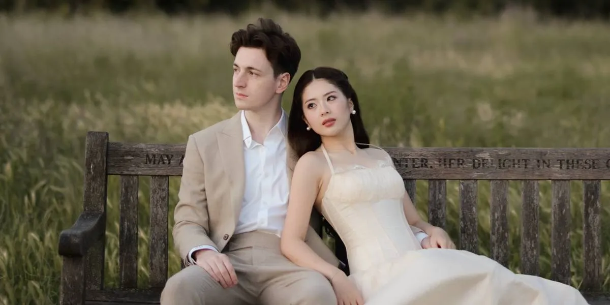 Prewedding Jennifer Christie 'Cici' dan Mas Bule di London Bikin Baper, Romantis di Padang Rumput