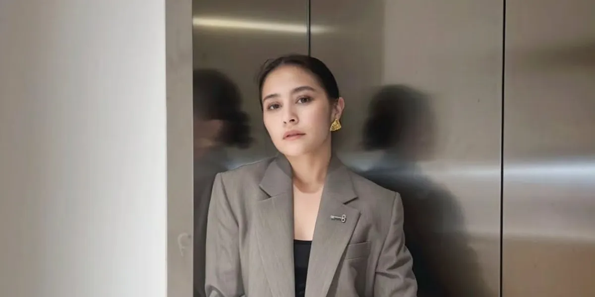 Prilly Latuconsina Admits to Overthinking While Shooting 'SIKSA SAMPAI MATI', Showcases Body Full of Plasters