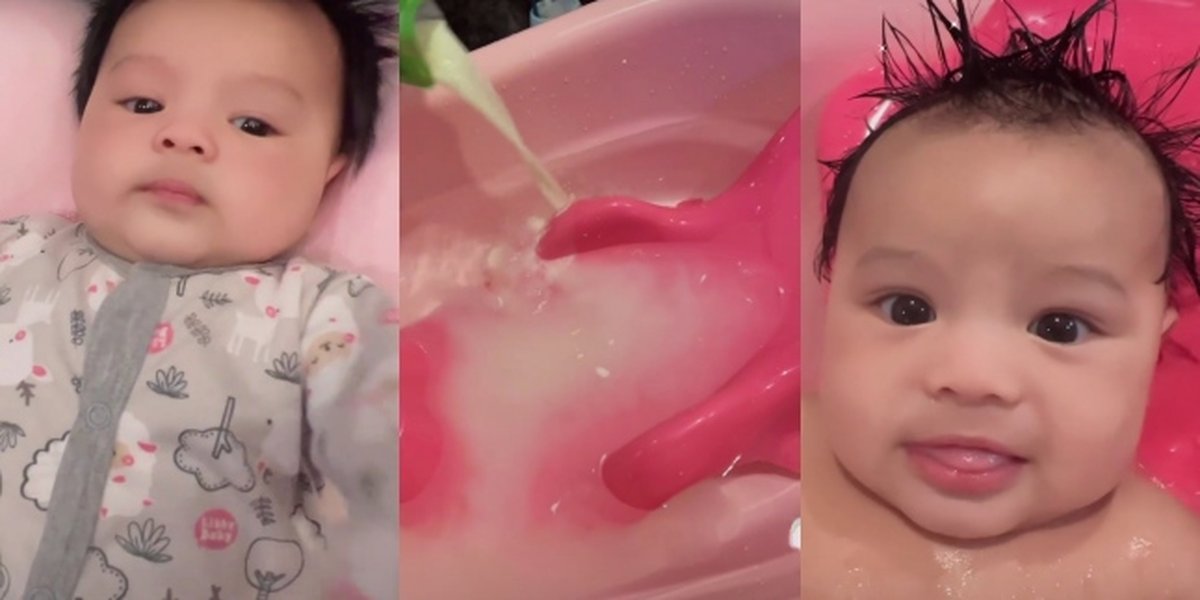 Having Sensitive Skin and Suffering from Eczema, 7 Pictures of Baby Ameena Bathing in Breast Milk - Aurel Hermansyah: To Stay Glowing